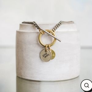 Twisted Silver Jewlery Capture Necklace